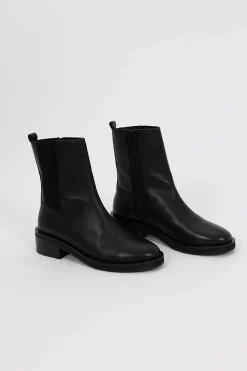 Shoes><noscript><img width=