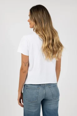 Basics | T-shirts><noscript><img width=