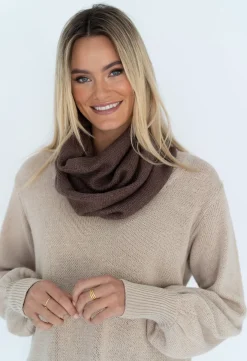 Scarves><noscript><img width=