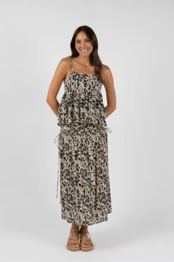 Resort | Tanks & Camis><noscript><img width=