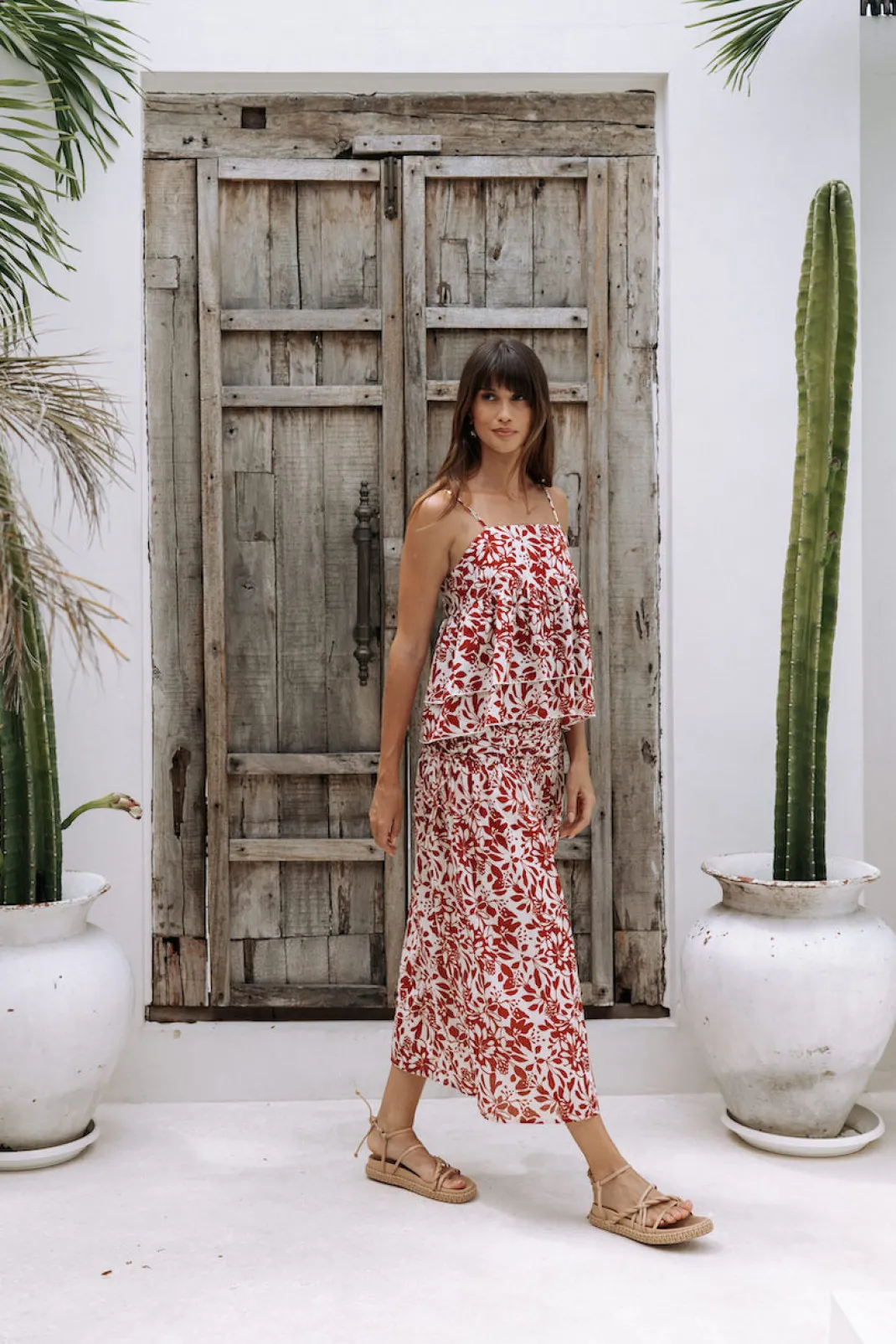 Resort | Tanks & Camis>Humidity Lifestyle EDEN TIER TOP