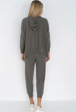 Loungewear | Midweight Knits><noscript><img width=