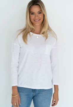 Basics | T-shirts><noscript><img width=