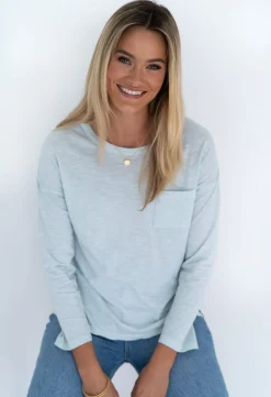 Basics | T-shirts><noscript><img width=