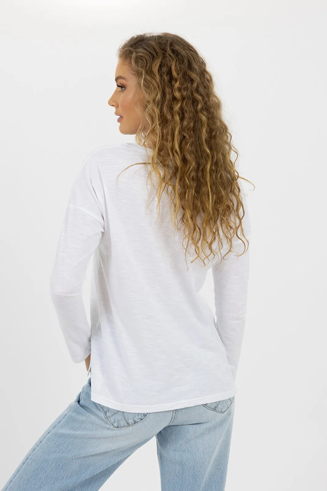 Basics | T-shirts>Humidity Lifestyle JANIE TEE AW24