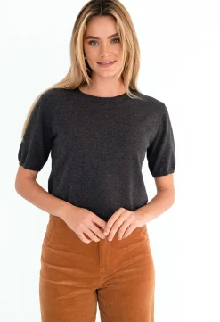 T-shirts | Lightweight Knits><noscript><img width=