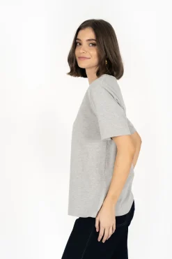 Basics | T-shirts><noscript><img width=