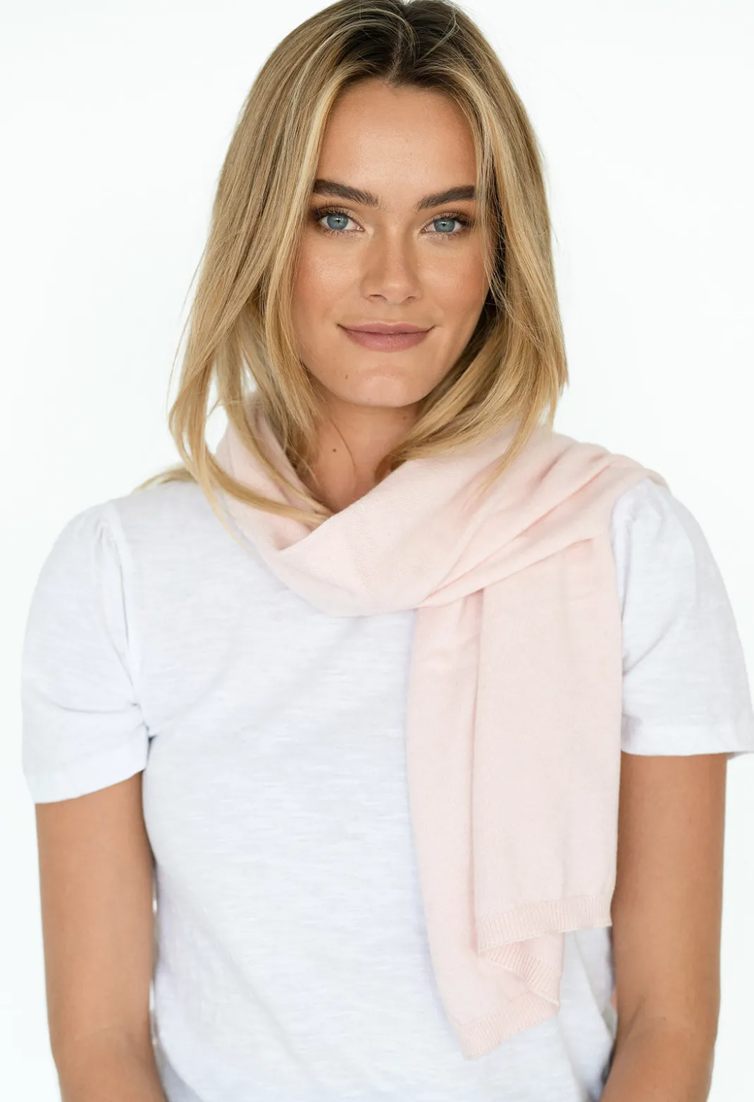 Scarves>Humidity Lifestyle LYON SCARF