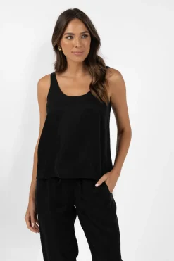 Tanks & Camis><noscript><img width=