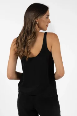 Tanks & Camis><noscript><img width=