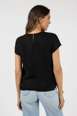 T-shirts | Blouses><noscript><img width=