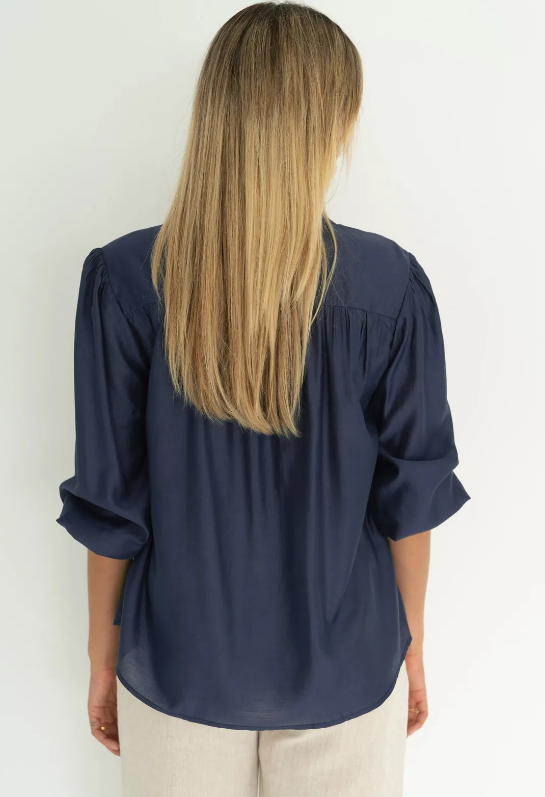 Blouses>Humidity Lifestyle MYSTIC BLOUSE