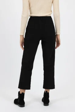 Pants><noscript><img width=