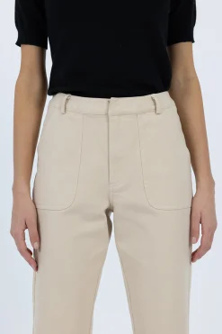 Pants><noscript><img width=