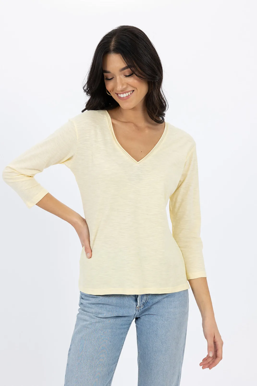 Loungewear | Basics>Humidity Lifestyle STELLA V-NECK AW24