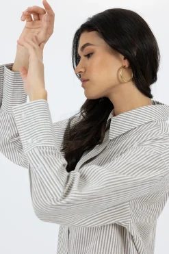 Shirts><noscript><img width=